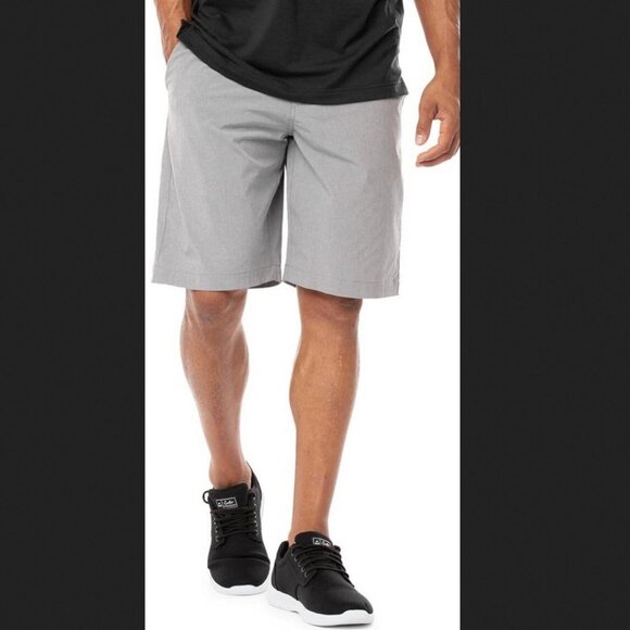 Travis Mathew Mens 10.5" Beck Golf Shorts Size 42 Light Grey Performance NEW NWT - Picture 1 of 3